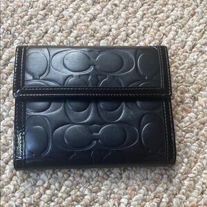COACH vachetta leather interior matte black embossed leather wallet